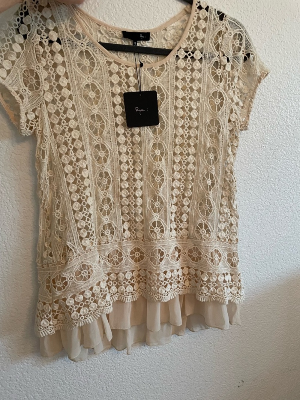 Ryu Ivory Crochet Lace Peplum Short Sleeve Top